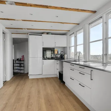 بيت للعطل Lovely In With House Sea View